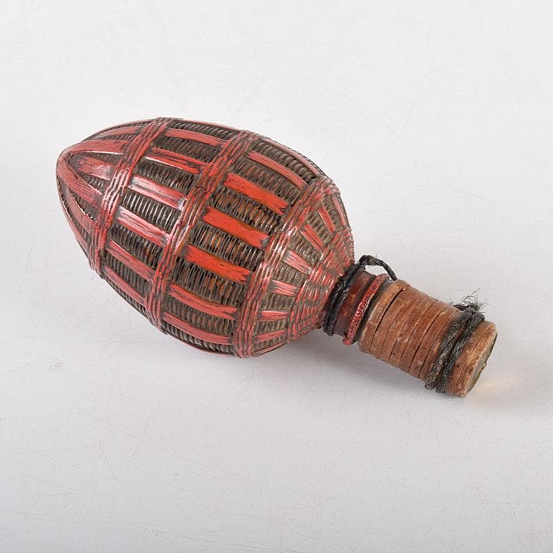時代提げ物　武具　刀装具　古竹編細工　朱塗根来塗　薬入　火薬入　V　R5002