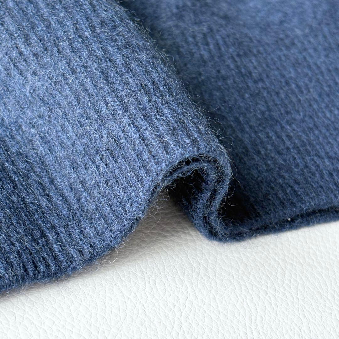 2872y美品 ドレステリア ふわふわ♡カシミヤファーニット 紺 クルー
