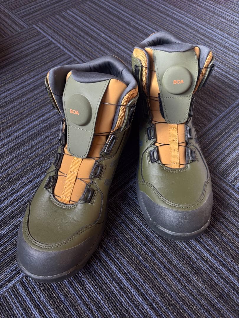 アシックス　安全靴　ハイカット 試着のみ未使用