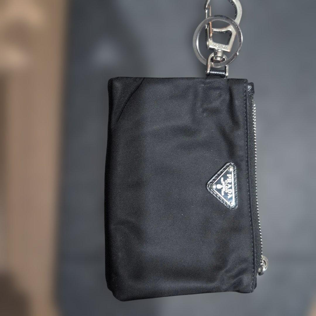 PRADA　ナイロン製 黒 ケース キーケース 選べる金具お色☆《PRADA》ナイロン+saffiano 6連キーケース 黒 (PRADA