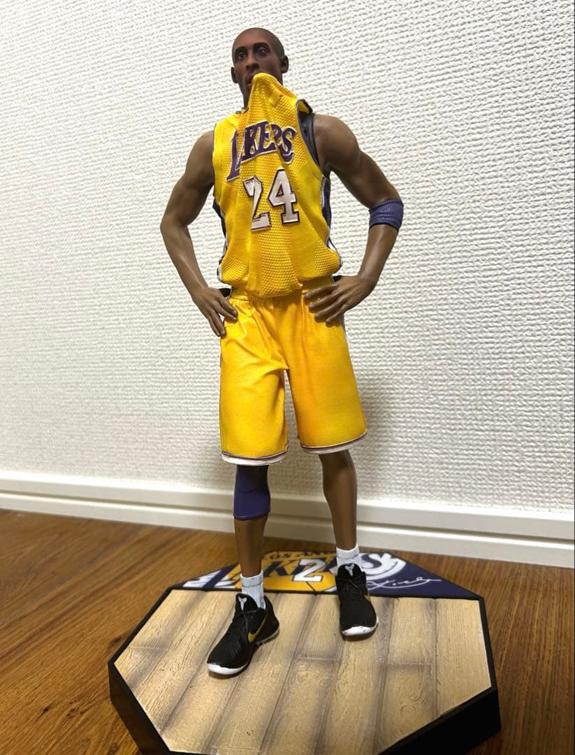 【フィギュア】Kobe BryantコービーブライアントNBA