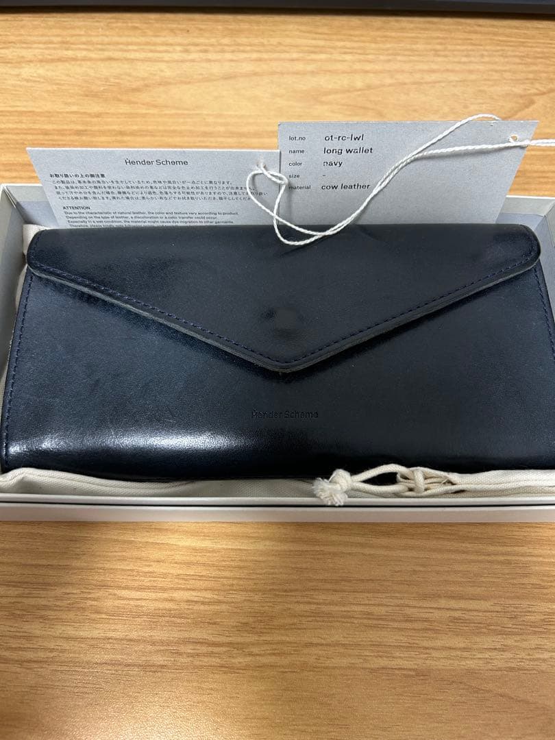 Hender scheme long wallet navy 数回使用極美品