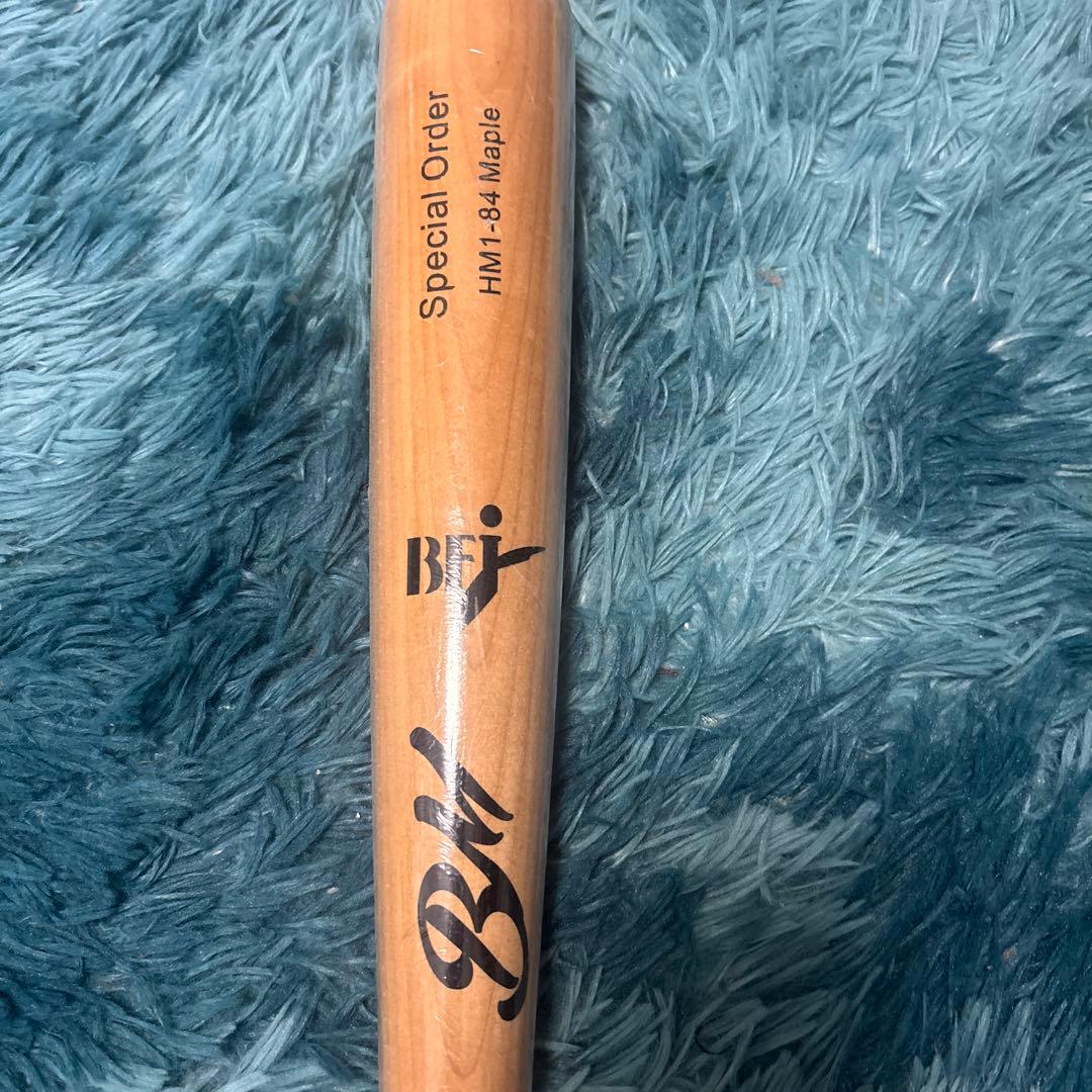 硬式木製バット　ベースマン　bfjマーク付きメイプル バット 84cm 880g