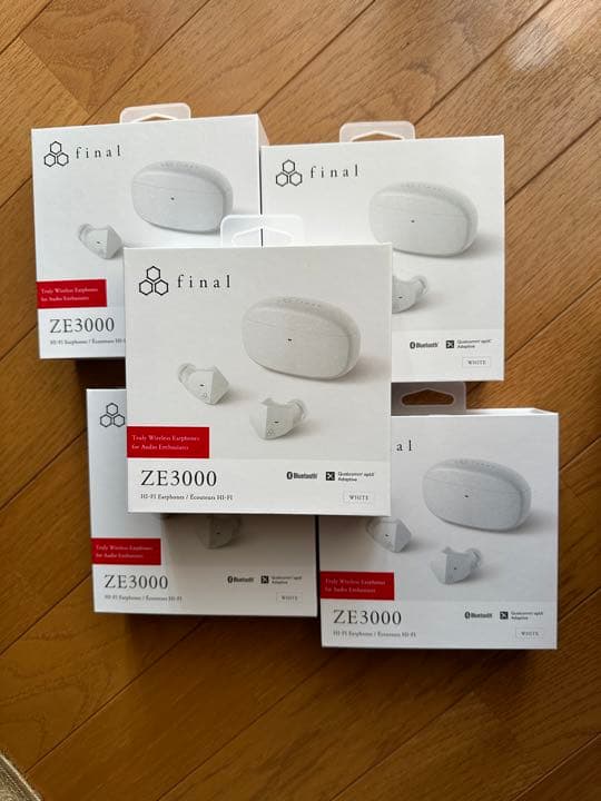 物語＞シリーズ 🏓 コラボモデル イヤホン（SE-CH5T）羽川 翼 斧乃木 余接