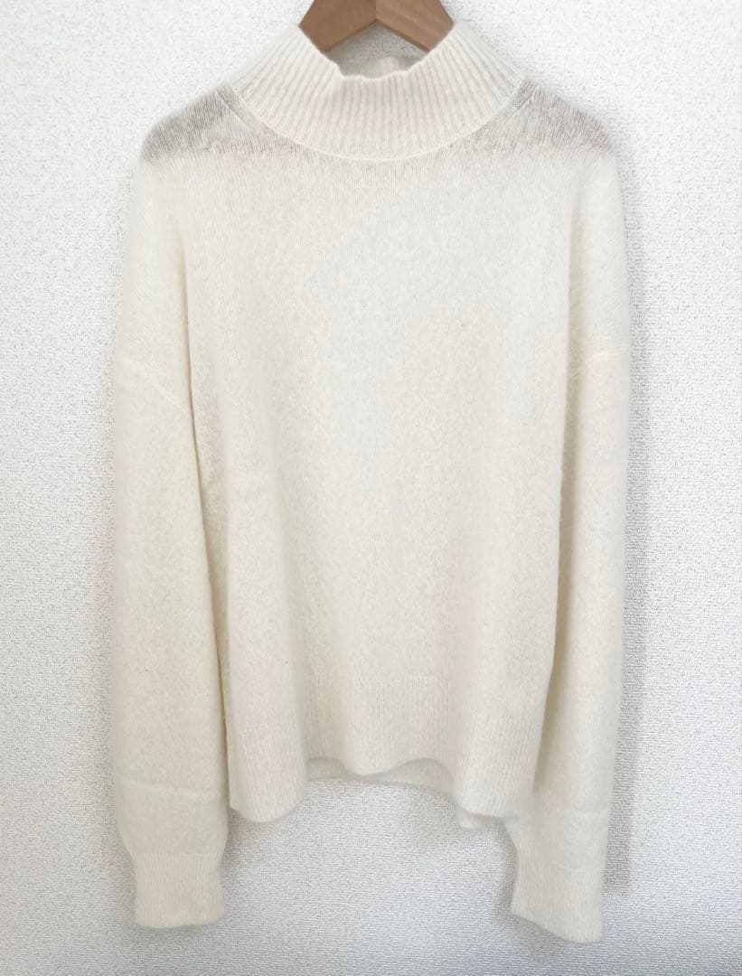 ブラミンク blamink カシミヤ　シルク　ニット　美品 定価9 9万 【美品】ブラミンクBLAMINK Vネックニット カシミヤ 38