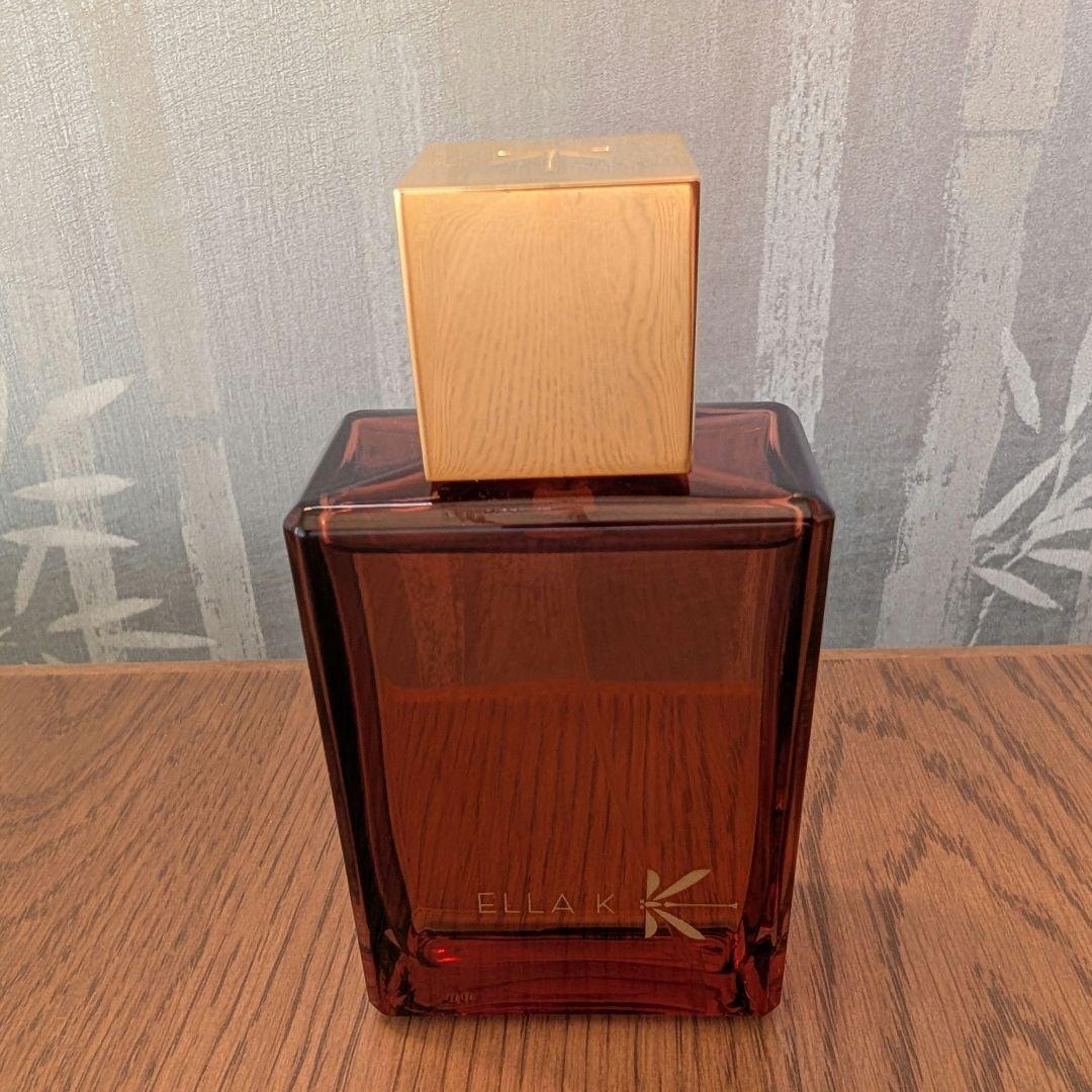 ELLA K ☆アンバーK ☆オードパルファン 100mL