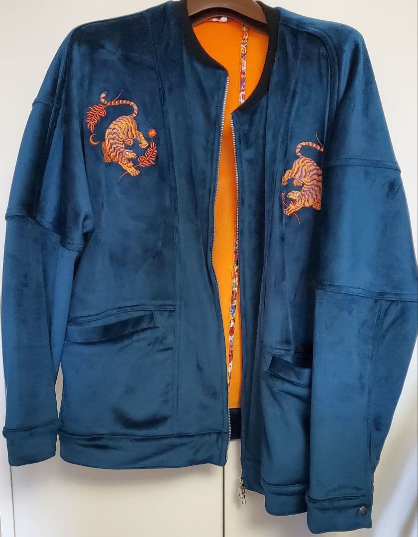 刺繍スカジャン Mサイズ