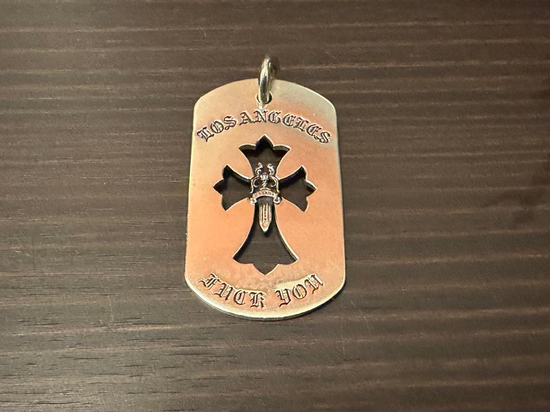 ◆希少◆クロムハーツ ラージ ロサンゼルス限定ドッグタグカットアウトクロス
