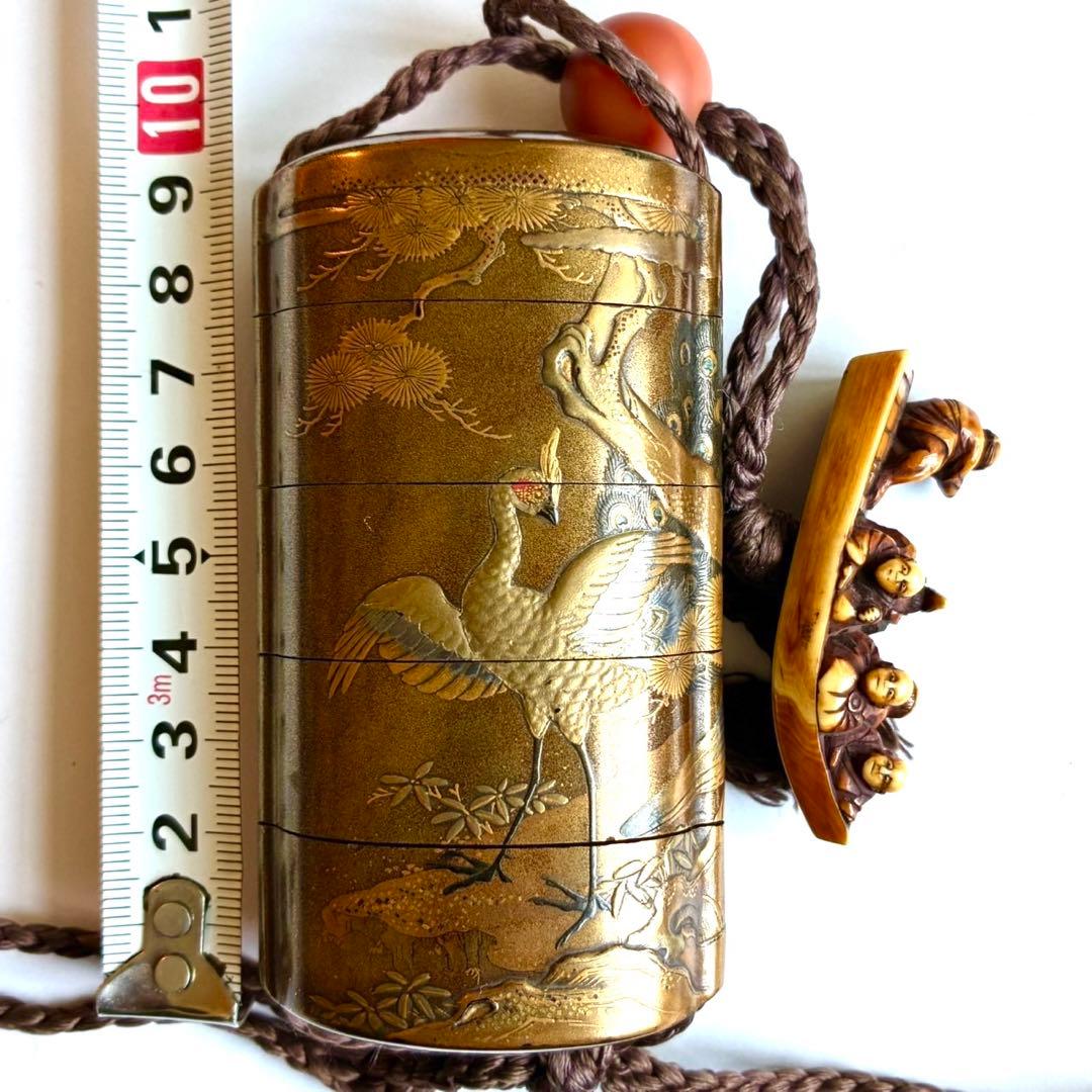 時代物　孔雀蒔絵印籠　梶川