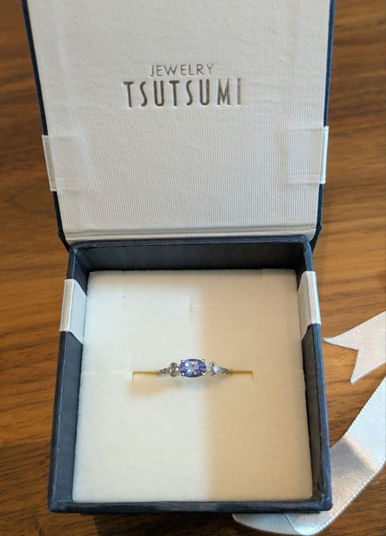 TSUTSUMI タンザナイトのリング　k10 WG