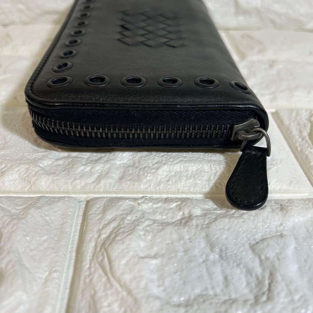 《希少モデル》ボッテガヴェネタ 長財布 イントレチャートスタッズ パンチング/黒