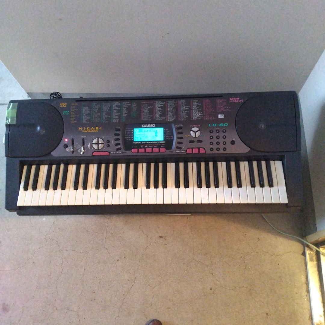 CASIO CTK-240 61鍵シンセサイザー