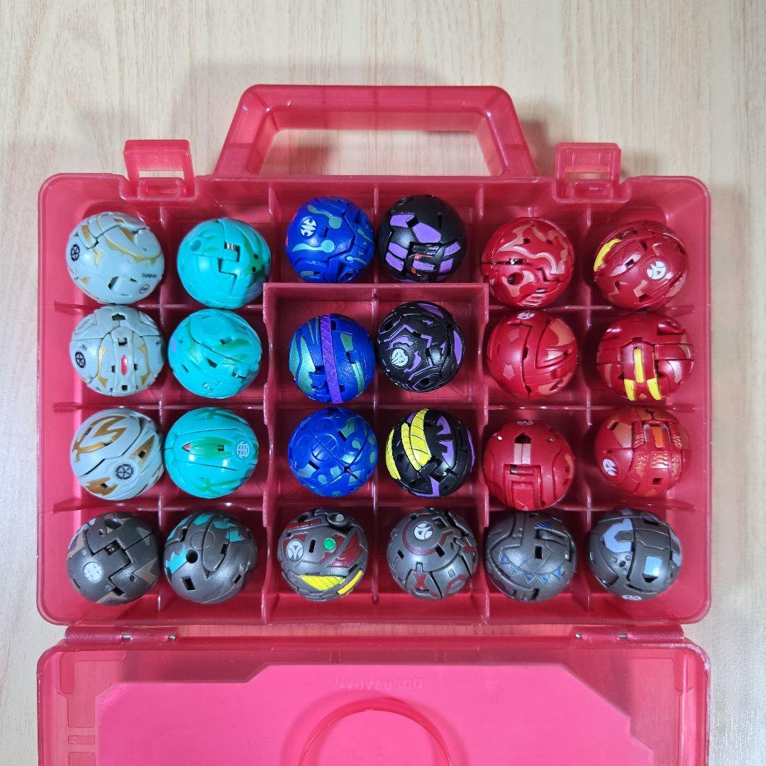 y*u様 爆丸 24体＋専用ケース セット