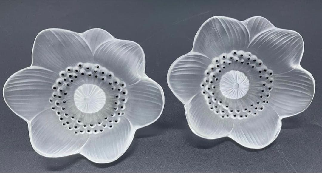 ペア 2つセット ルネ ラリック ペーパーウェイト ガラス細工 アネモネ