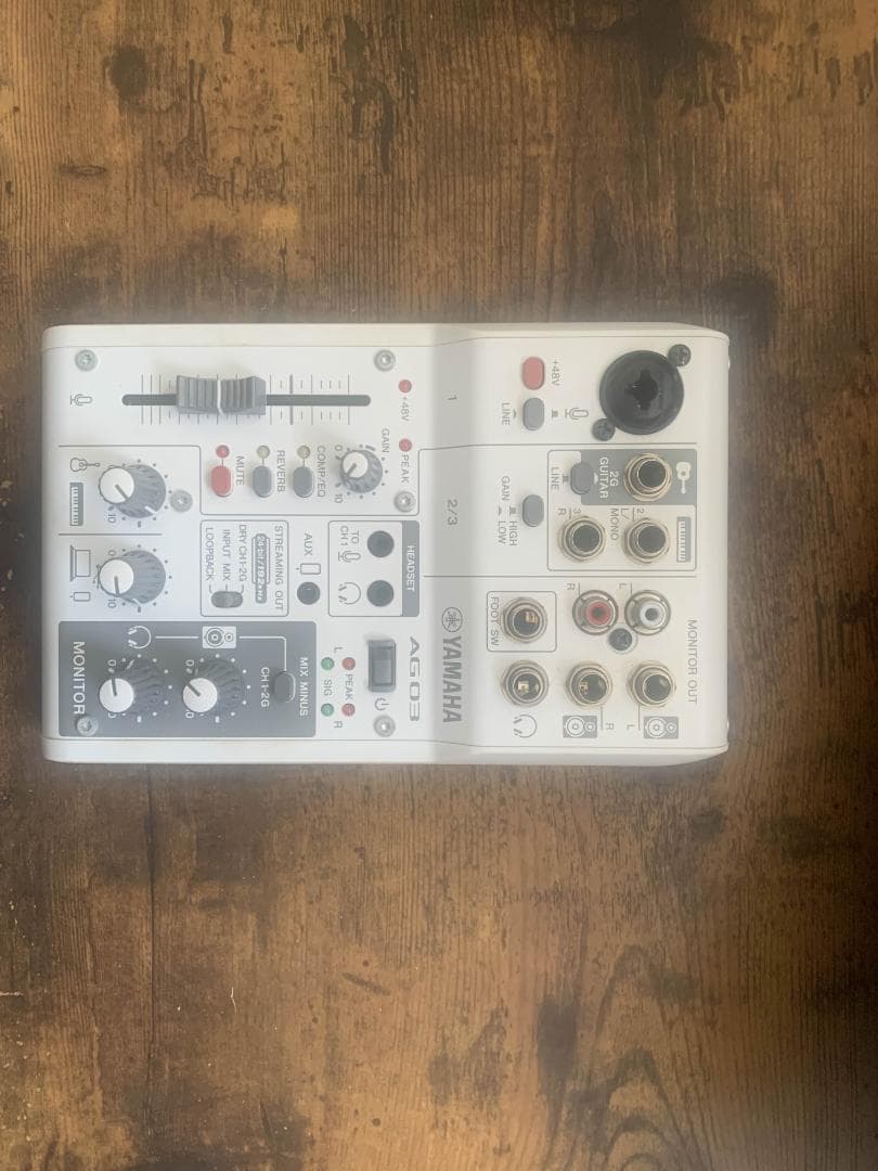 Yamaha AG03 オーディオインターフェース ヤマハ | AG03 - ウェブキャスティングミキサー - 概要