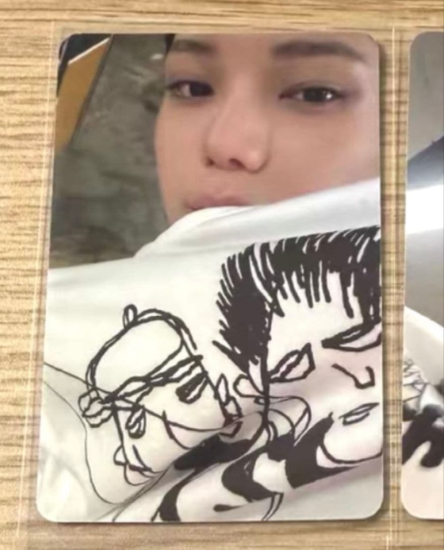 LNGSHOT オユル 1st oliveyoung ラキドロ限定 トレカ A LNGSHOT リュル 1st oliveyoung ラキドロ限定 トレカ A - メルカリ