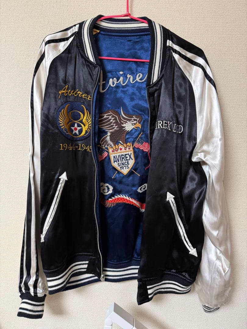Kira Avirex スカジャン 黒/白/青/金刺繍　リバーシブル AVIREX （アヴィレックス） リバーシブルスカジャン 虎刺繍 Mサイズ