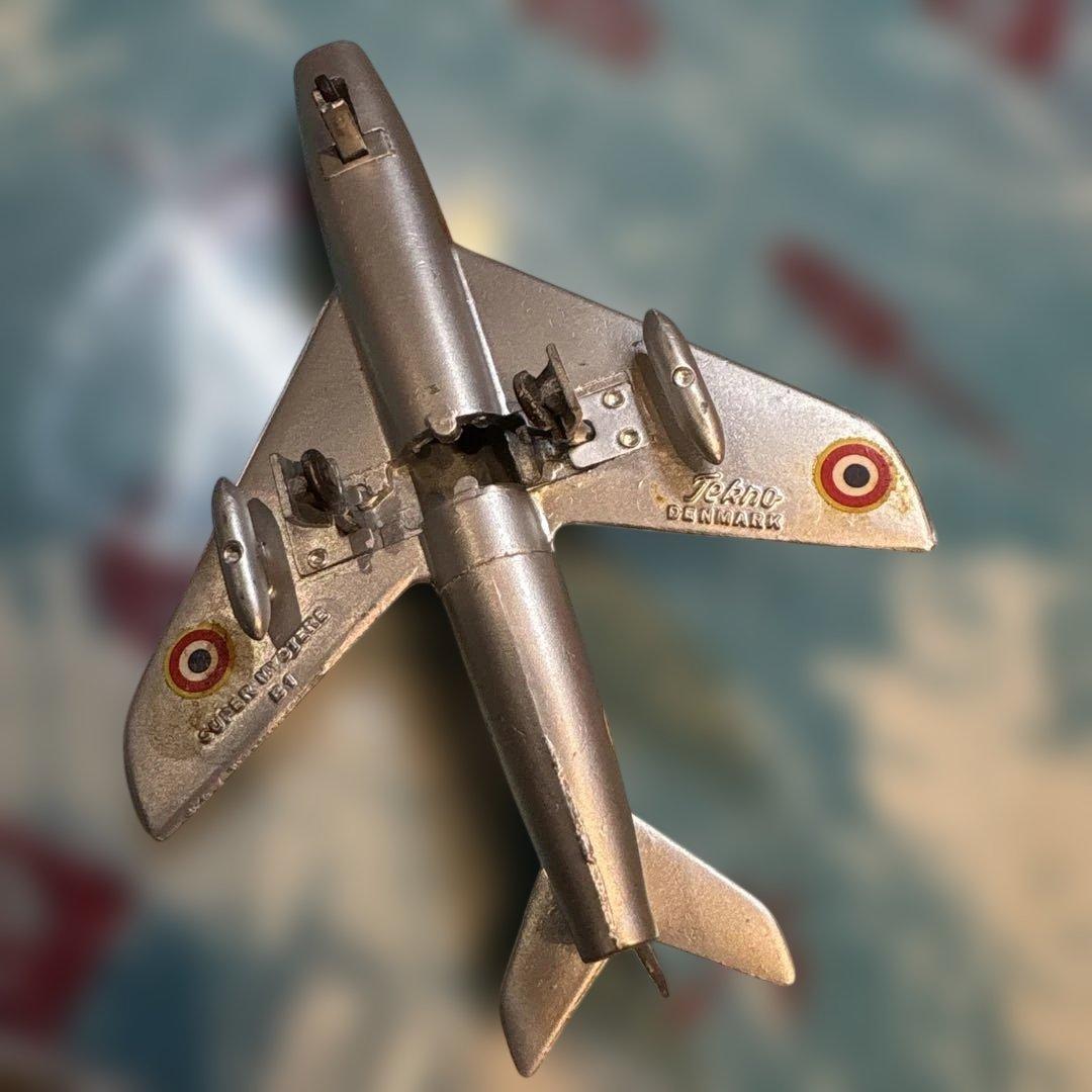 Tekno super mystre B1. デンマーク製