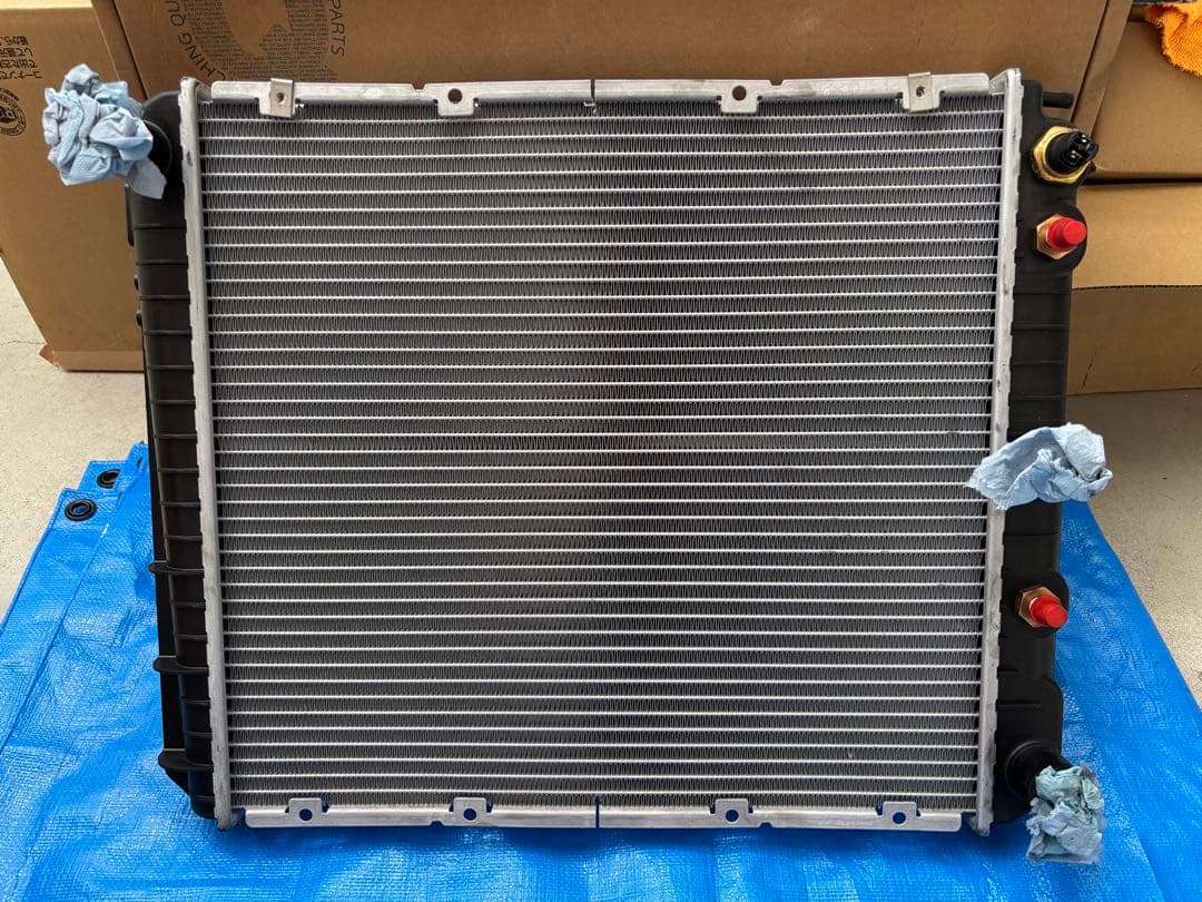 VOLVO ボルボ 240 ・ 740 ラジエター Nissens ニッセンズ製