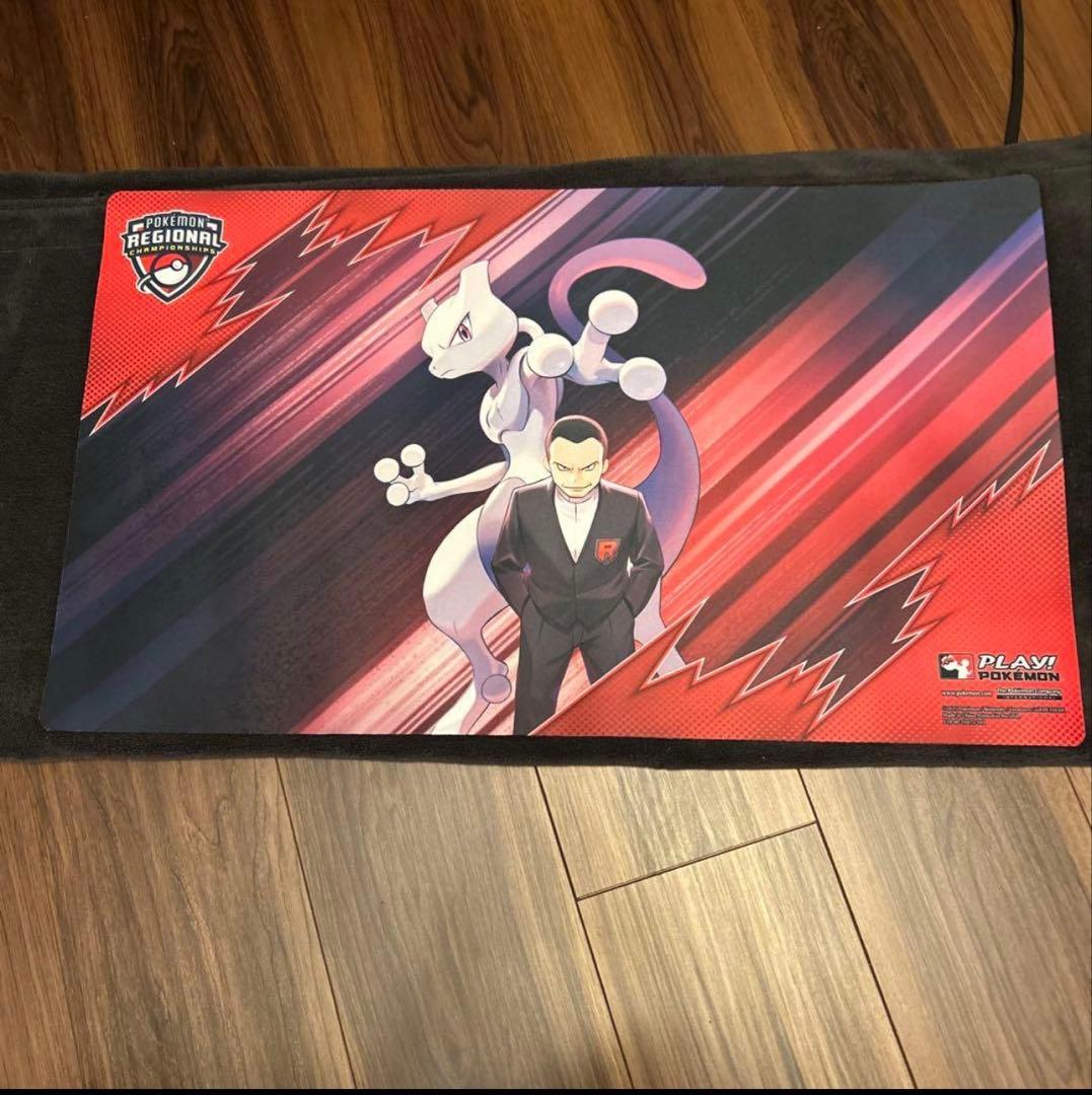 ポケモンカード プレイマット ロケット団のミュウツー サカキ プレマ 海外 希少 ミュウツー サカキ ロケット団 リージョナル プレイマット