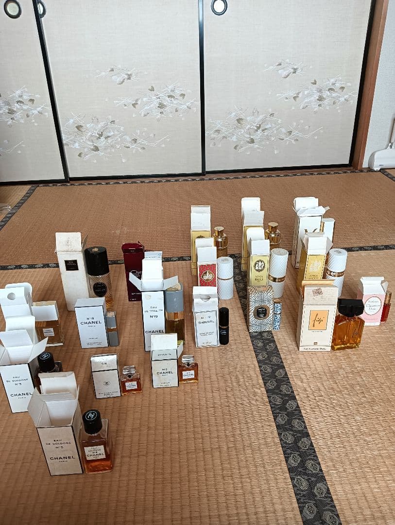 CHANEL NINA RICCI Dior 古い香水 19本セット CHANEL - 美品 未使用 シャネル N°19 パルファム 7ml 香水の通販 by