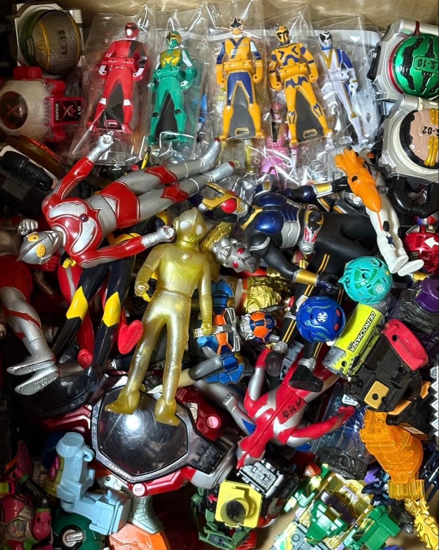 ウルトラマン・仮面ライダー・戦隊ヒーロー ソフビ特撮玩具のジャンク　まとめ売り