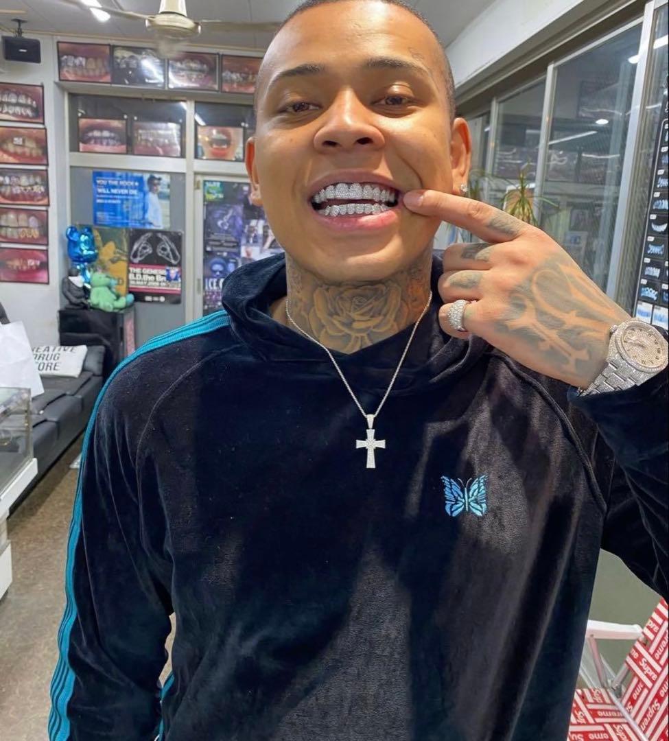 ト*ー様 「希少」 Needles ベロア セットアップ M S 激レア正規品 needles ベロア セットアップ ブルー - メルカリ