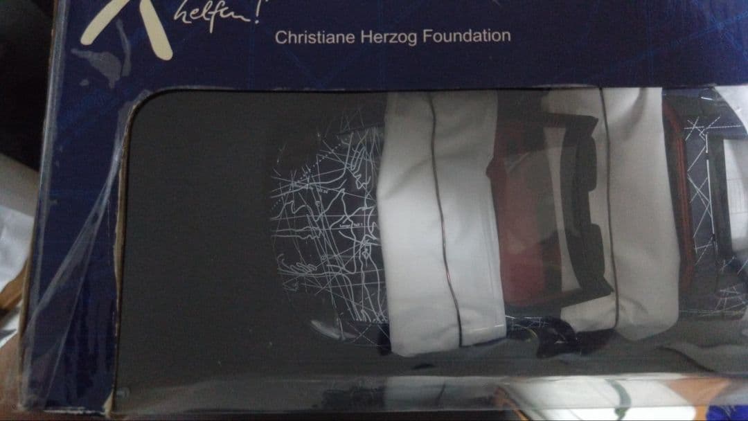 AUTOart IVM AUTOMOTIVE C12 Artcar - メルカリ