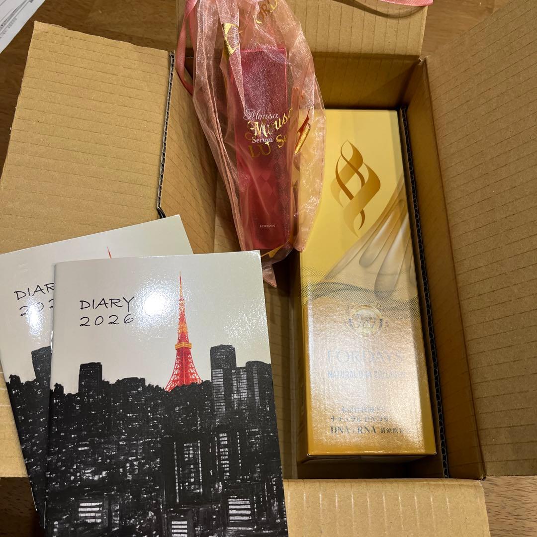 フォーデイズ　核酸ドリンク1本　LUセラム1本