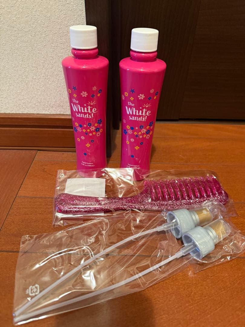 ホワイトサンズリッチ　200ml　2本セット　スプレー　コーム付　 新品未使用