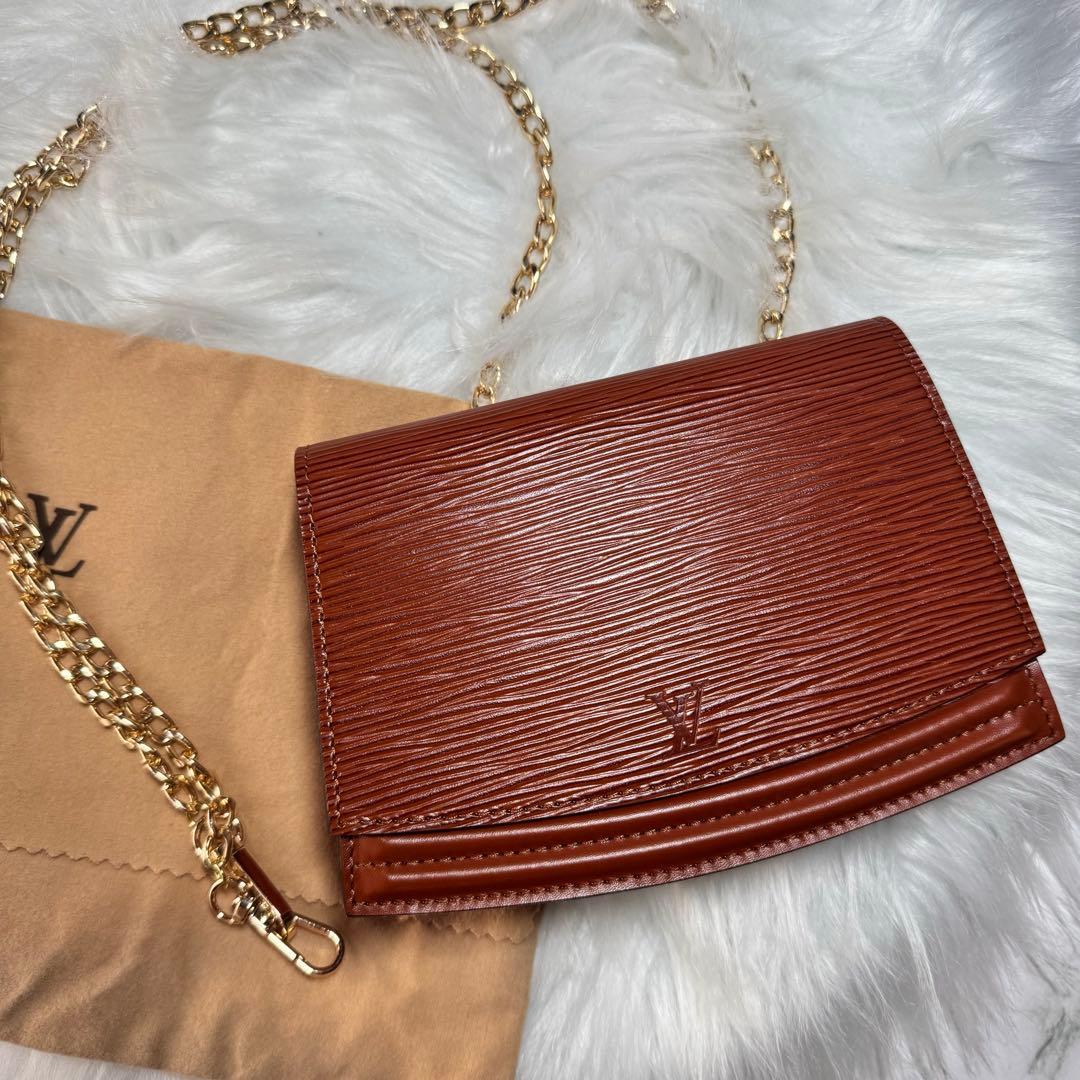 ルイヴィトン　ウエストバッグ　ショルダーバッグ　2way エピ　レザー