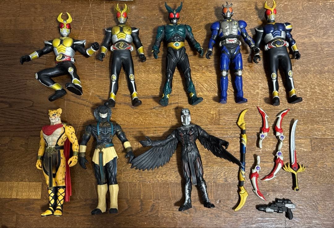 仮面ライダーアギト ソフビ 14体セット - メルカリ