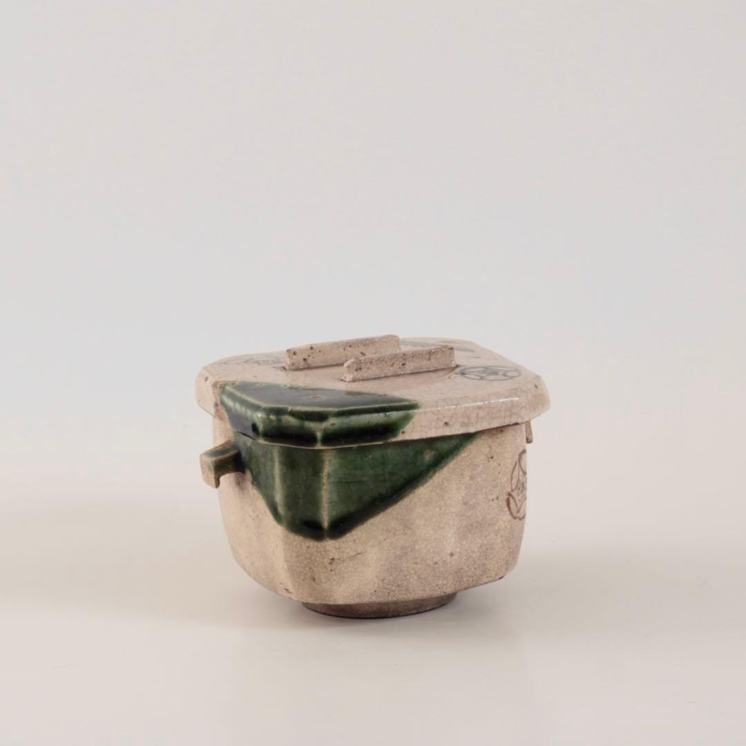 復興織部 再興織部 向付 四方形茶碗 No.3 古美術 古道具 アンティーク 古童 - 復興織部 向付 見立酒器 | 古美術品専門サイト fufufufu.com