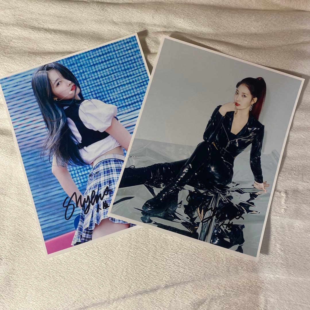 everglow シヒョン　生写真　サイン everglow シヒョン サイン 写真 - メルカリ