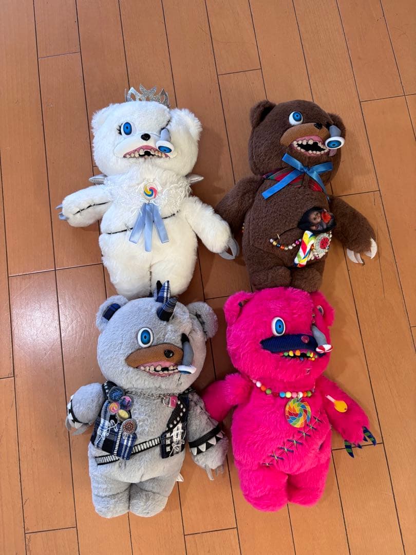 ハミグマぬいぐるみ 4体セット - メルカリ