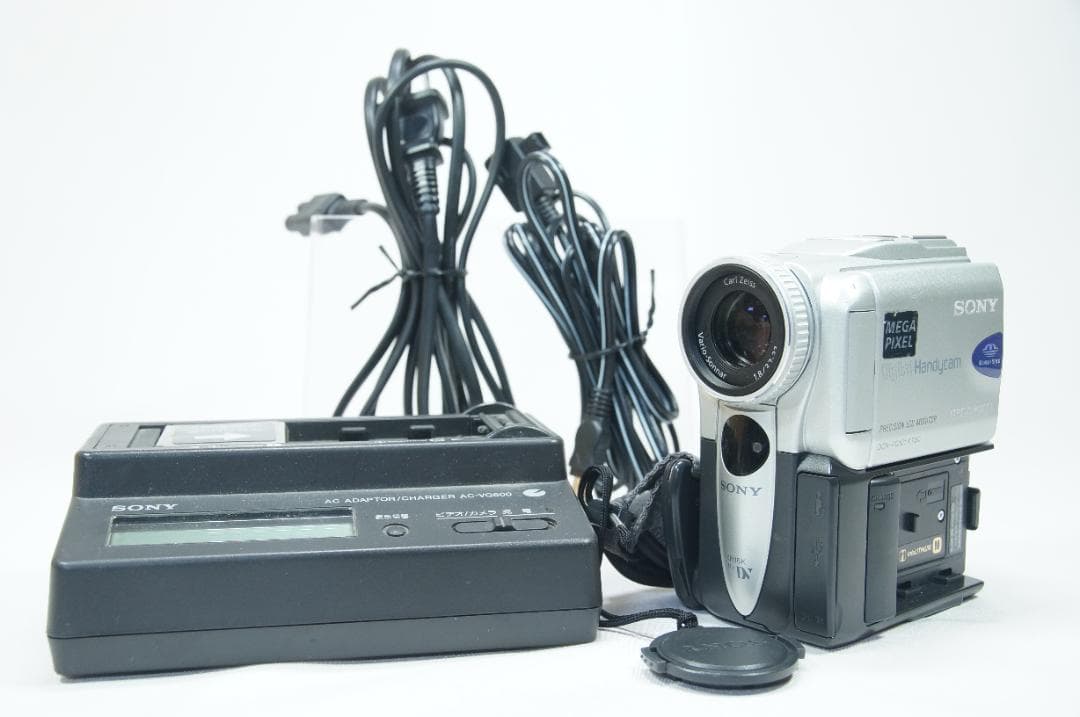 【動作確認済】SONY MiniDV 高画質 ビデオカメラ DCR-PC101