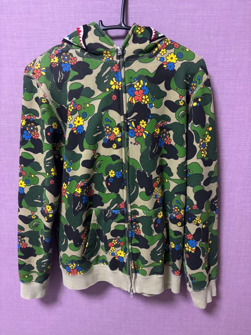 【激レア】 A BATHING APE シャークパーカー
