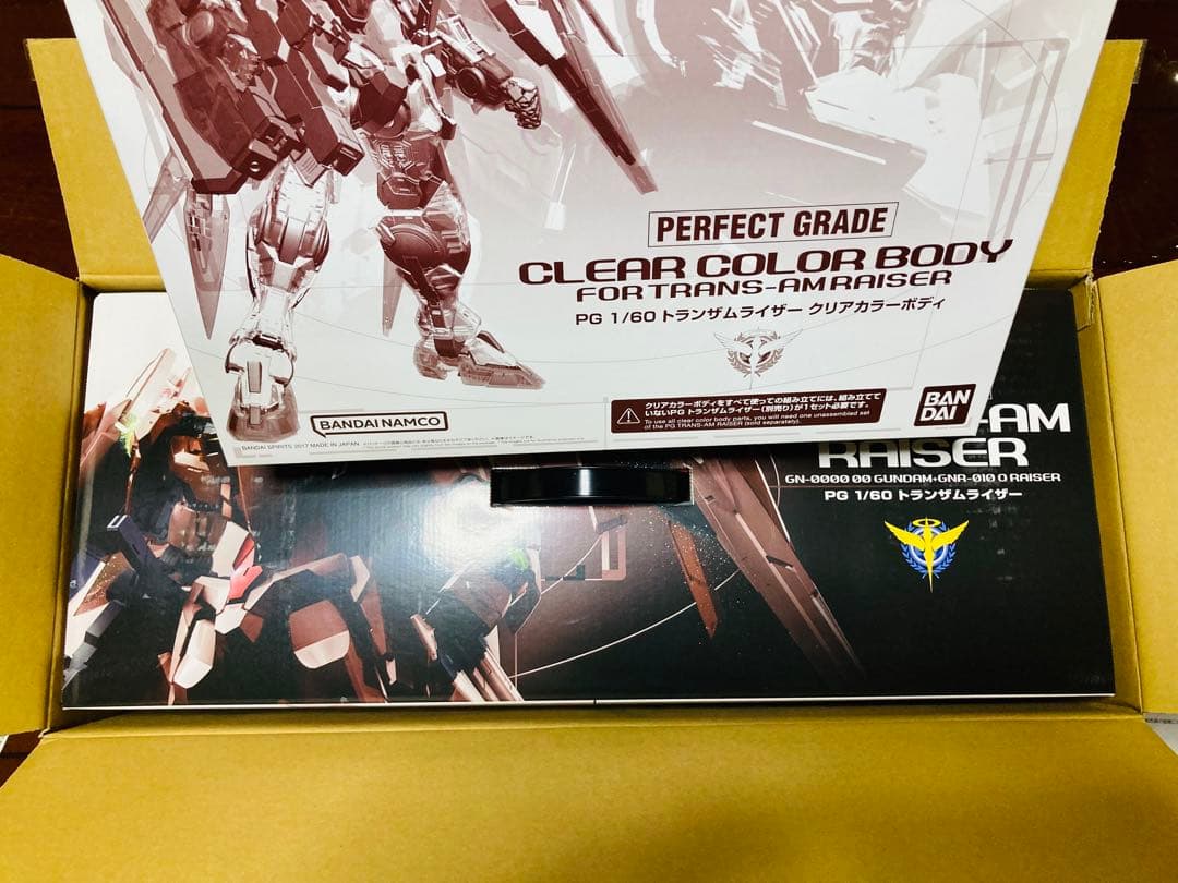 【激レア】　トランザムライザー (本体) + クリアカラー (外装パーツ)