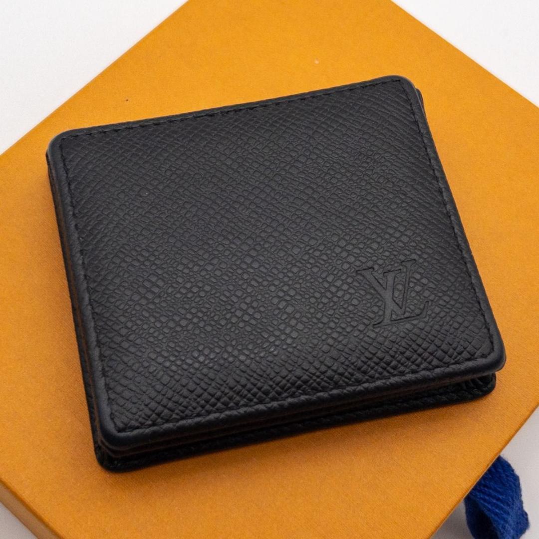 【極美品】ルイヴィトン　ポルトモネボワット　タイガ　ケース　小銭入れ