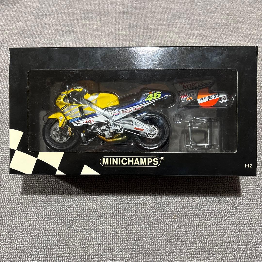 MINICHAMPS 1/12 ナストロアズーロ NSR500 2001 MINICHAMPS 1/12 Honda NSR 500 Valentino Rossi Nastro Azzuro