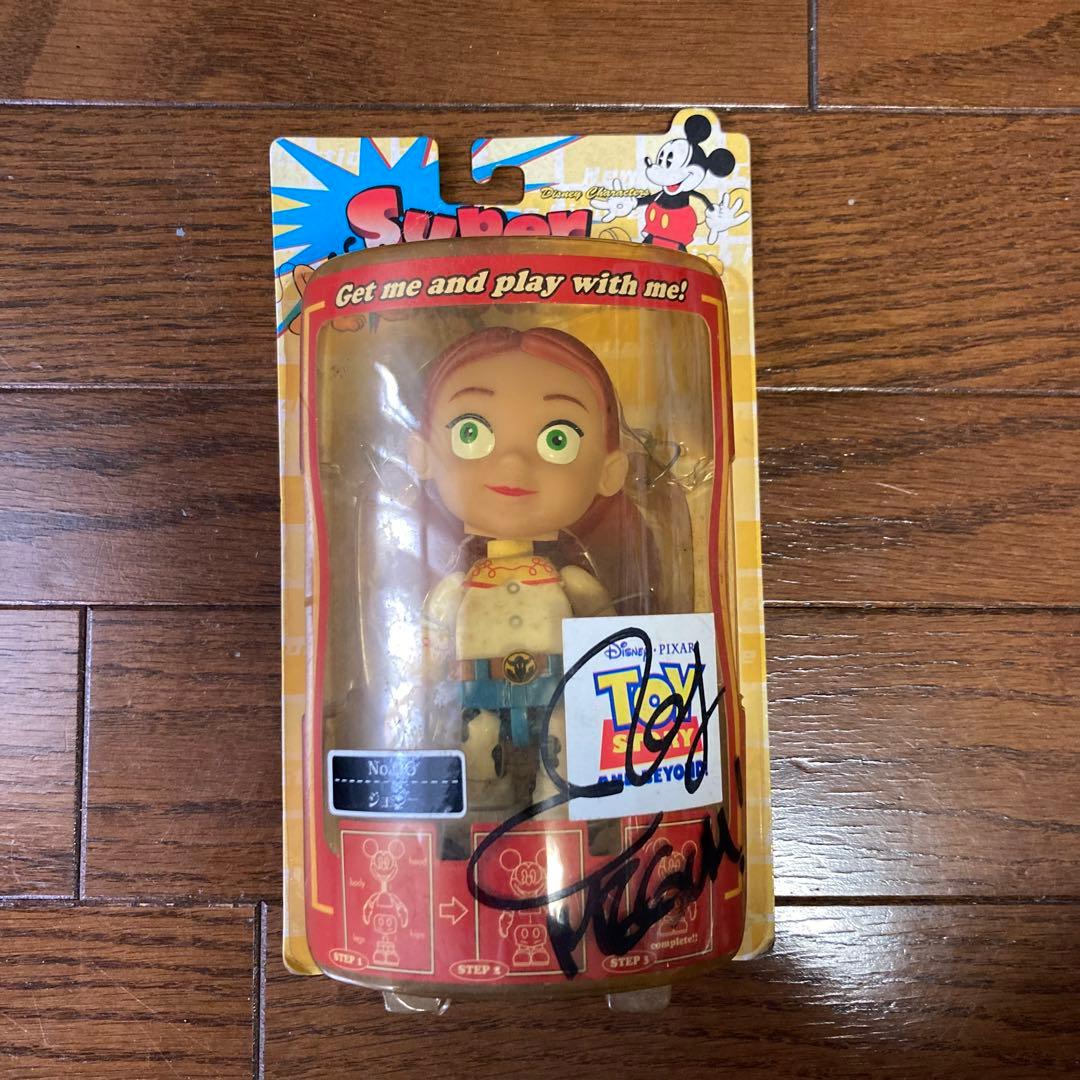 トイ・ストーリー サイン入りフィギュア