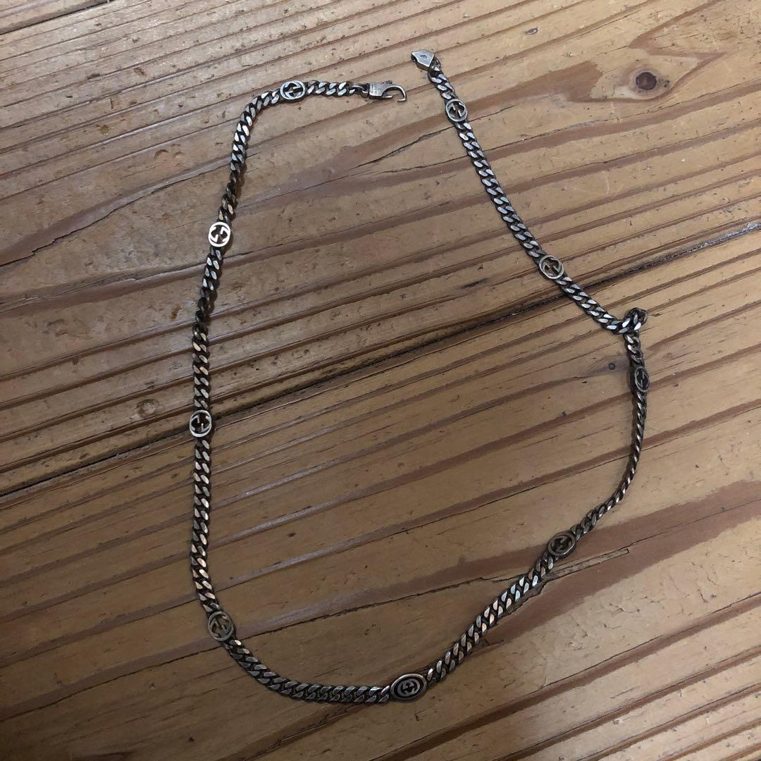 シルバー編み込みネックレス ロゴ付き