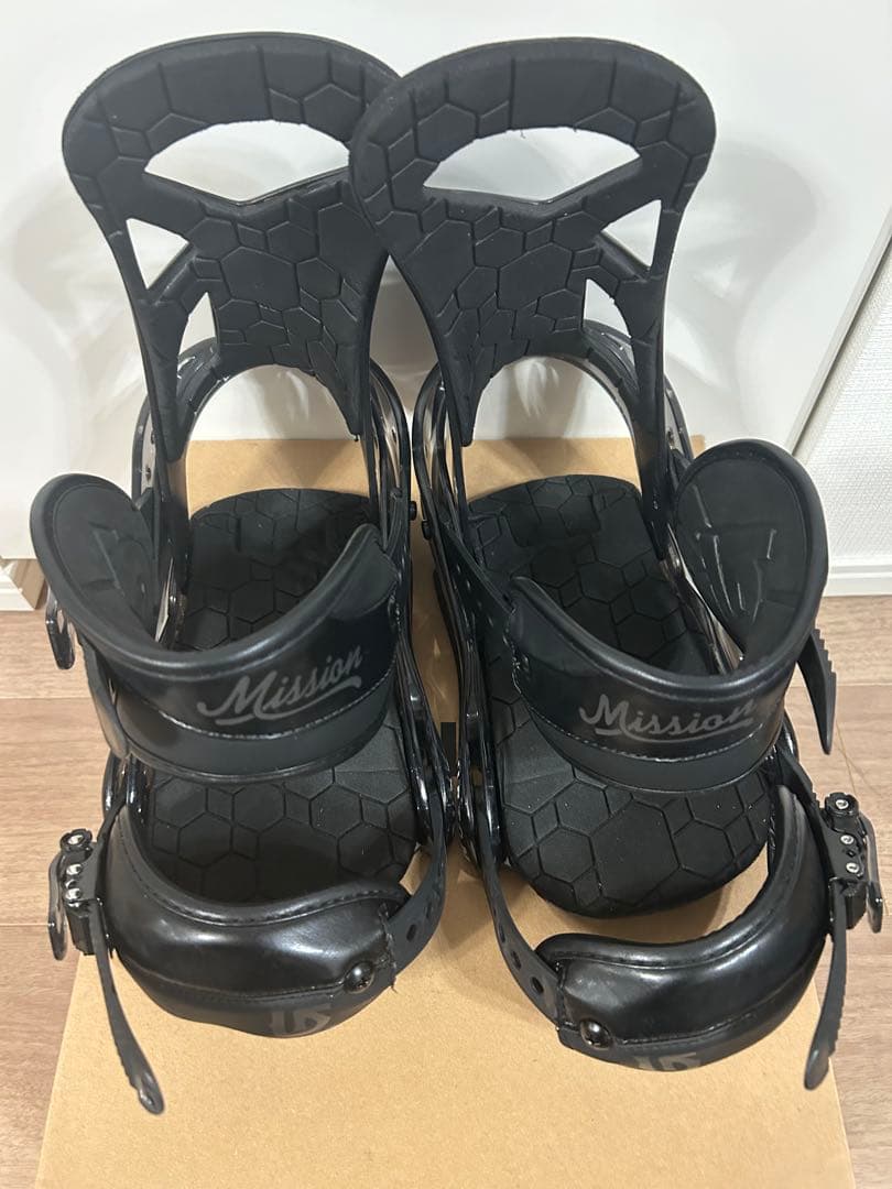 BURTON MISSION SMALLS YOUTH ビンディング　2016