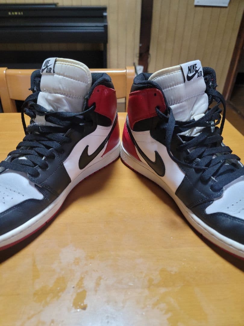 Nike Air Jordan ブラック/ホワイト/レッド