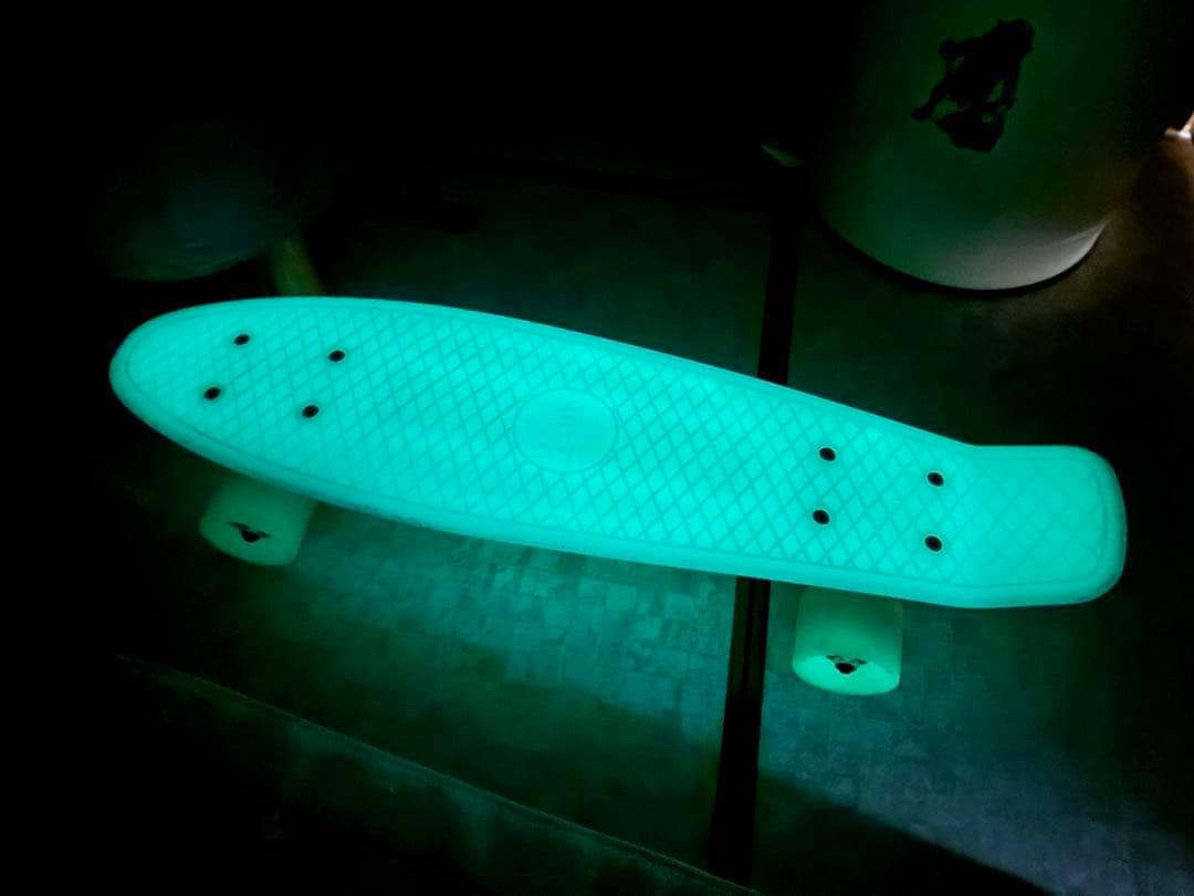 レア Penny スケートボード 22インチ　蛍光 Penny ペニースケートボード 新色 22インチ クラシックスシリーズ