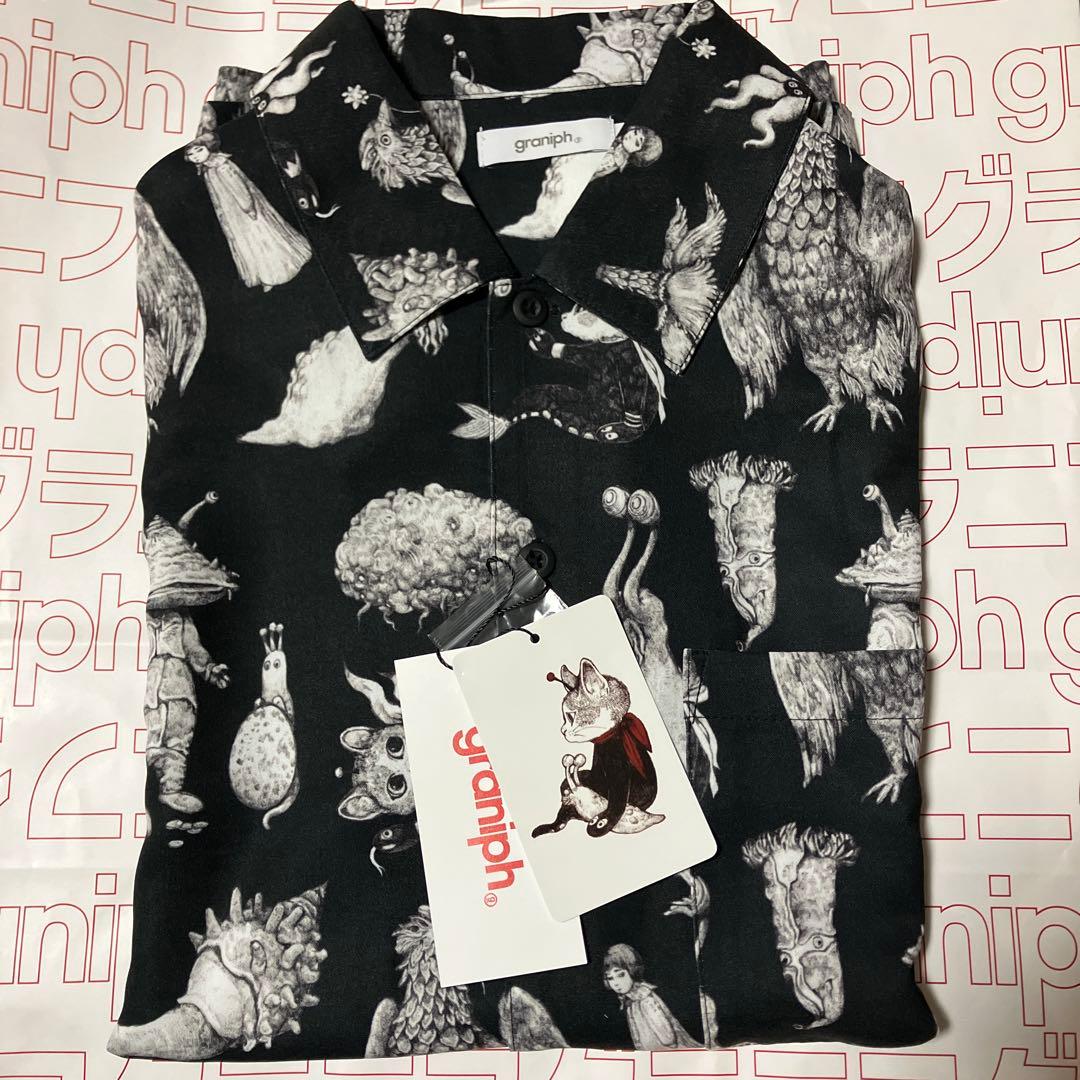 グラニフ　ヒグチユウコ　ウルトラマン　半袖シャツ　S 追加予約：5月29日以降順次発送】ウルトラQ(drawn by ヒグチユウコ