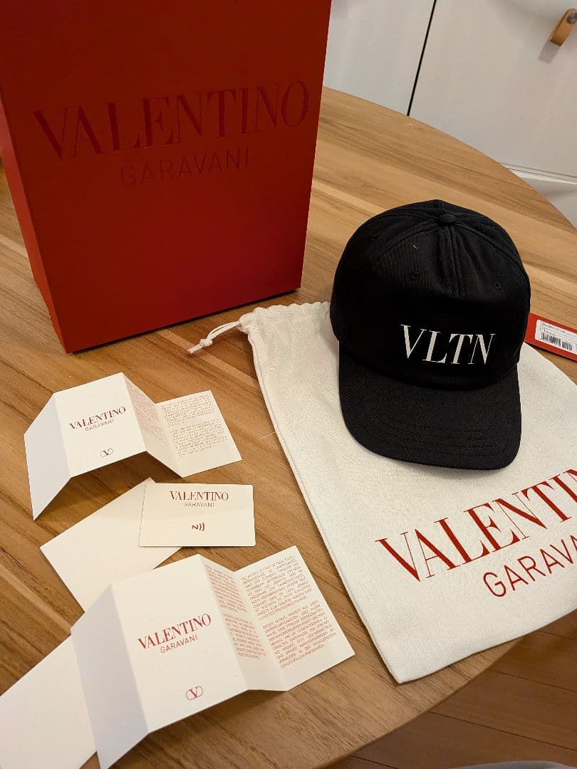 【未使用】VALENTINO GARAVANI VLTN キャップ 正規品