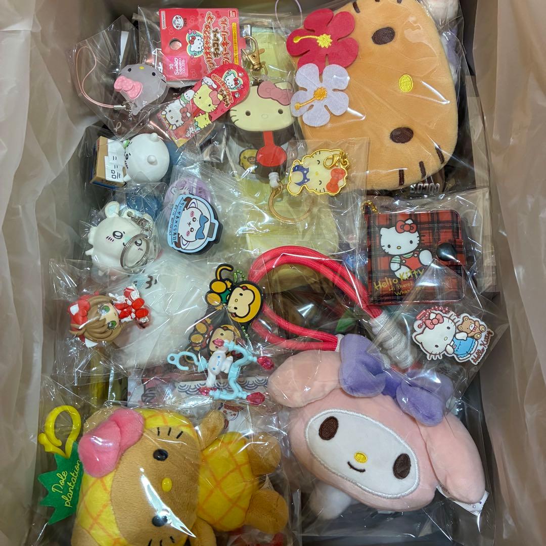 キャラクター グッズ まとめ売り 大量 サンリオ ちいかわ サンエックス 等