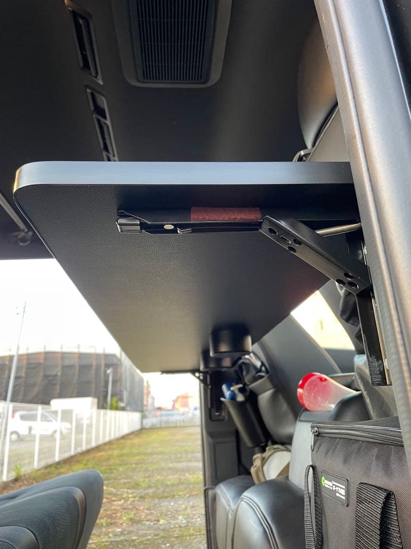 ハイエース 折り畳み セカンドテーブル 金具のみ - メルカリ