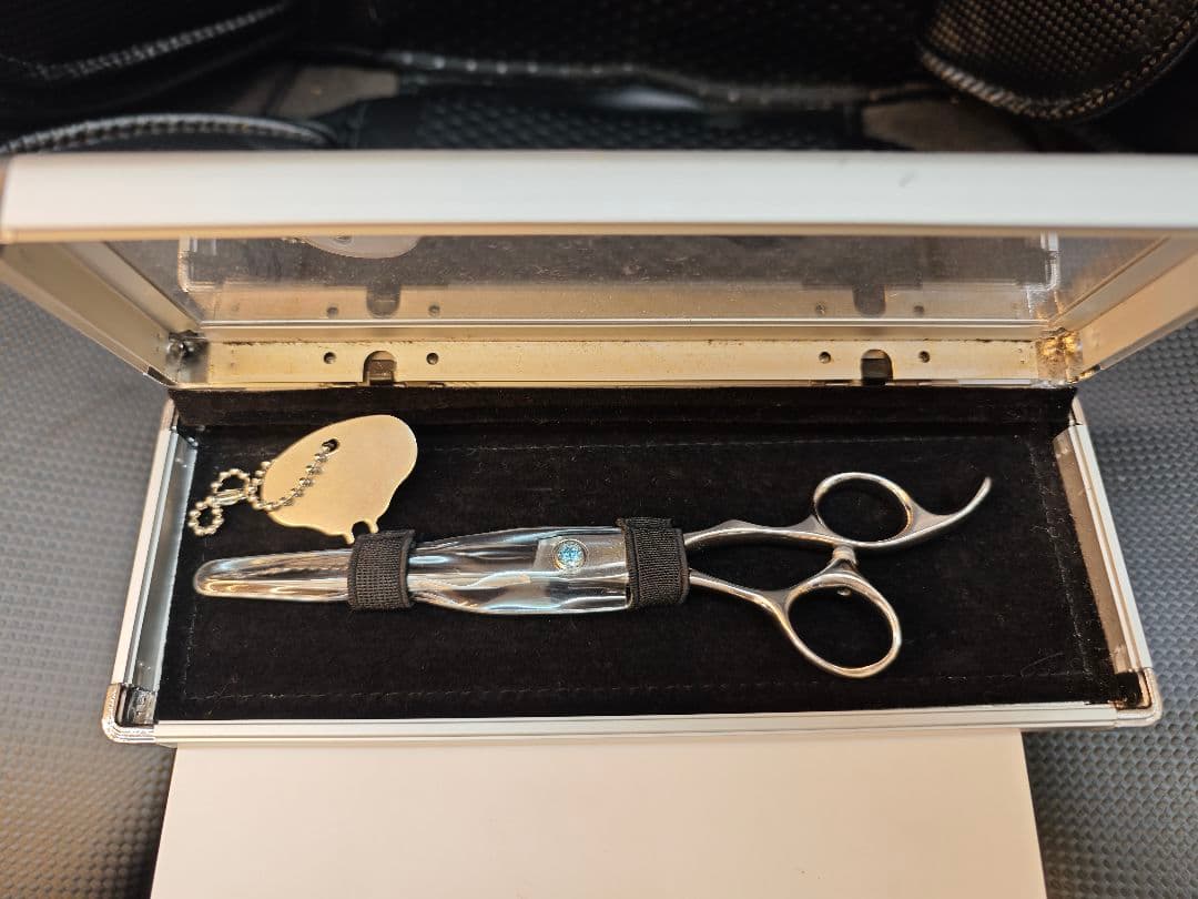 週末限定値下 トラックス シザー TURUGI63 TRACKS